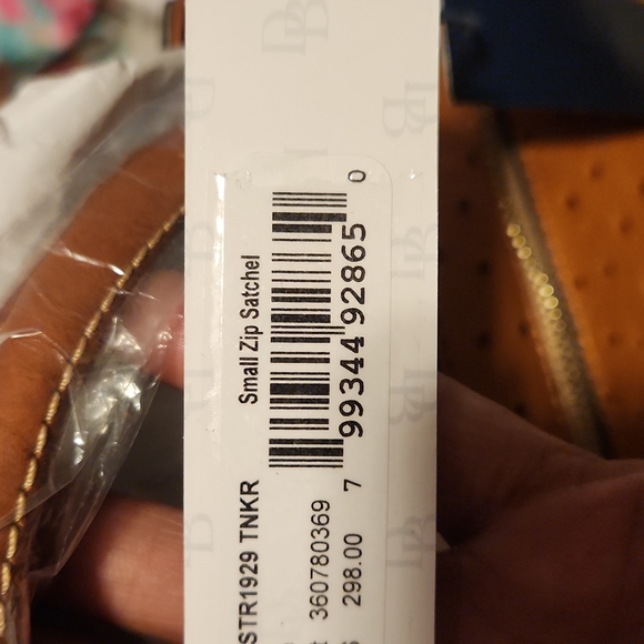 Dooney & Bourke purse